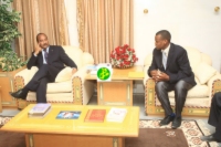 Le Président de la République reçoit les militants de Nouadhibou pour lever (…) 
