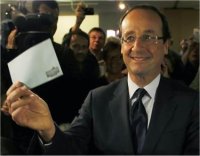 Large victoire de M. François Hollande à la primaire socialiste en France 