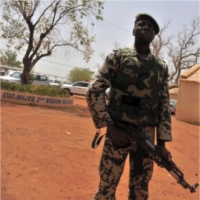 Mali : « Les pays voisins ont intérêt à intervenir » 